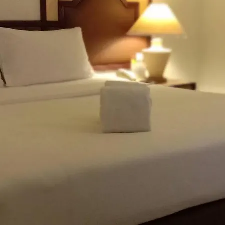 Seeharaj Hotel Uttaradit Bagian luar foto